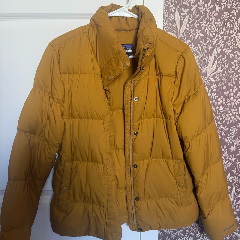 Patagonia Women's Mustard Yellow Quilted Puffer Jacket